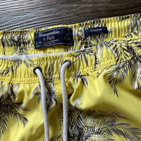 Swim Trunks - Picture 3 of 5